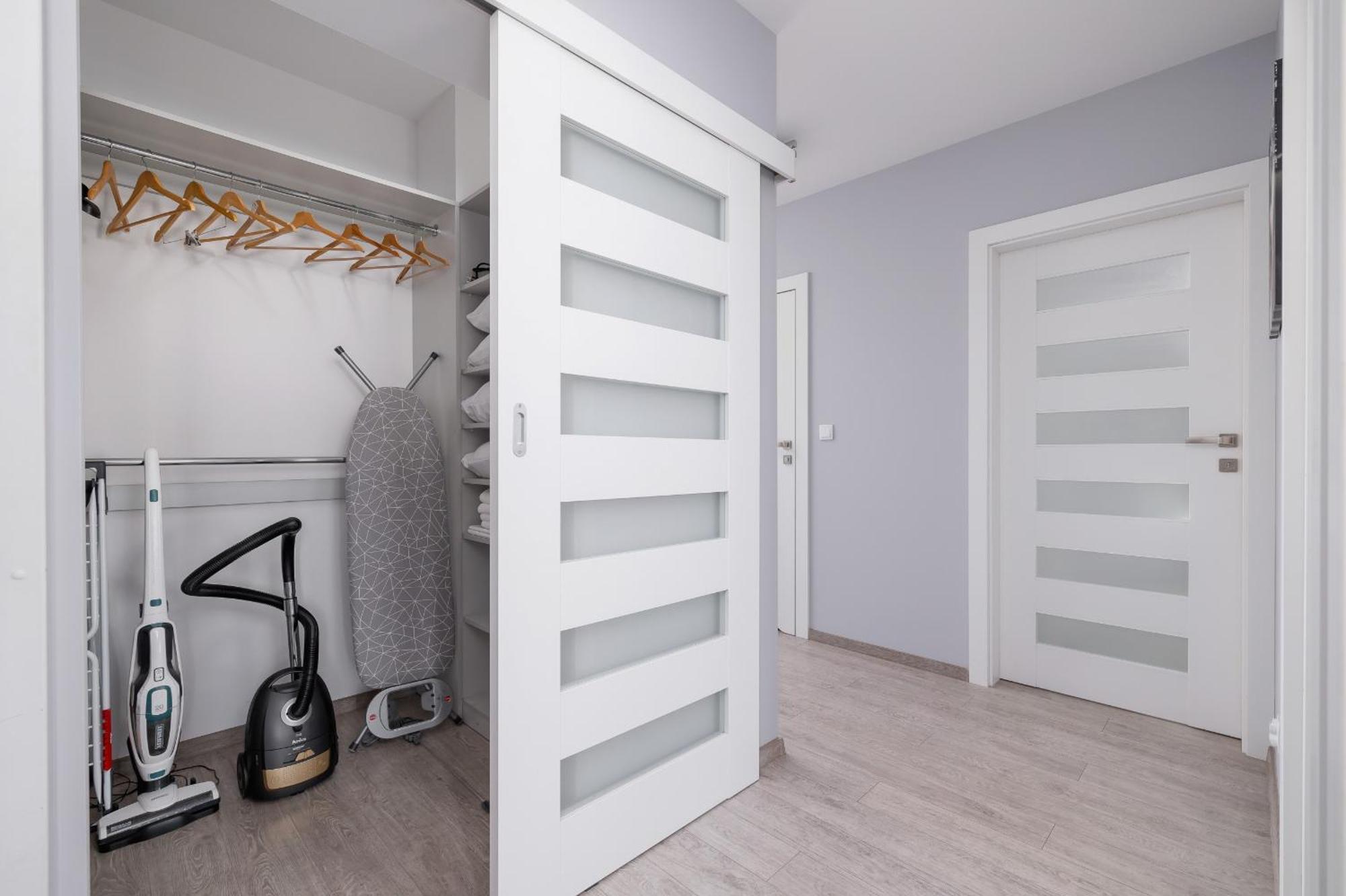 Cracow Pradnik Spacious & Family Apartment With 3 Bedroom By Renters Prestige Krakkó Kültér fotó